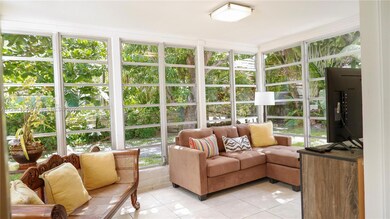 256 W Mashta Dr, Key Biscayne, FL 33149 - photo 4