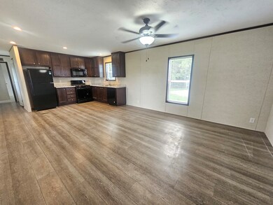 46000 Geddes Rd unit 255, Canton, MI 48188 - photo 2
