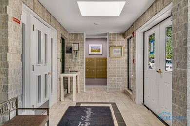 Front entrance area for package delivery and picku