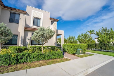 561 NE 208th Terrace, Miami, FL 33179 - photo 4