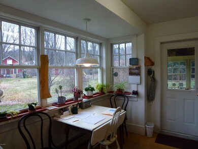Breakfast nook