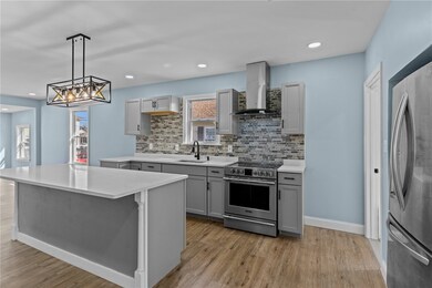 76 Draper St, Pawtucket, RI 02861 - photo 5