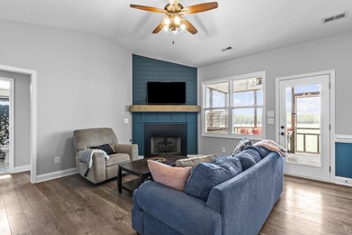 5844 Brogden Rd, Smithfield, NC 27577 - photo 6