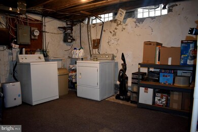 4623 Almond St, Philadelphia, PA 19137 - photo 2