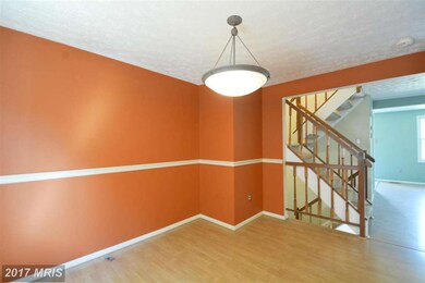 8152 Willowdale Ct, Springfield, VA 22153 - photo 6