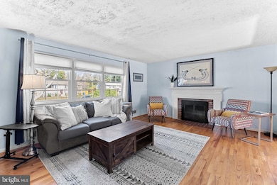 4207 Corcoran St, Alexandria, VA 22309 - photo 2