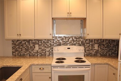 3602 54th St W unit D1, Bradenton, FL 34209 - photo 2
