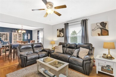  Main floor Living Room