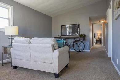 205 Nepute St, Maryville, IL 62062 - photo 3