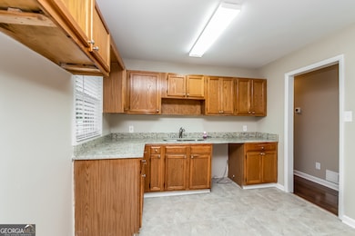 742 King Rd, Jonesboro, GA 30236 - photo 5