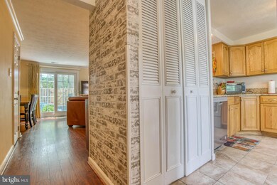 7522 Summer Blossom Ln, Columbia, MD 21046 - photo 6