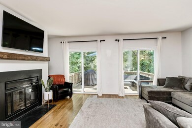 7213 Harbor Ln, Columbia, MD 21045 - photo 3