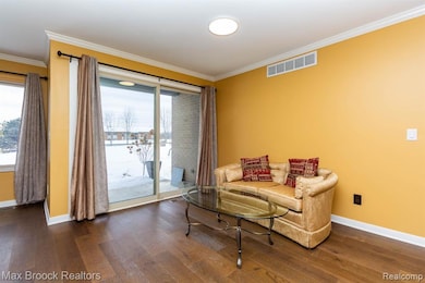 2021 Klingensmith Rd unit 83, Bloomfield Hills, MI 48302 - photo 7