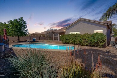 2295 E La Costa
