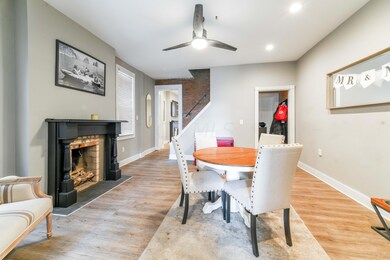 47 E Russell St-27