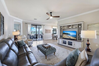 3165 Aviamar Cir #202, Naples, FL 34114