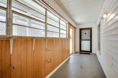 1801 S Maurice Ave, Denison, TX 75020 - photo 5