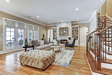 12418 Rip Van Winkle Dr, Houston, TX 77024 - photo 2