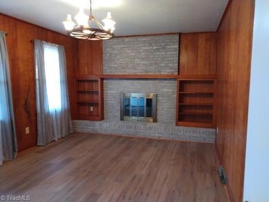 1130 Richardson St, Ramseur, NC 27316 - photo 4