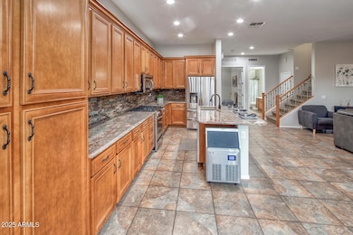 05 Kitchen Cabinets