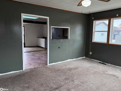 527 E 4th St, Glidden, IA 51443 - photo 3