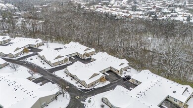 369 Bending Branch Ln unit 141503, Miamisburg, OH 45342 - photo 2