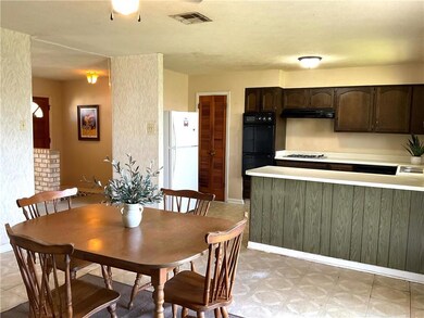 360 Courville Dr, Luling, LA 70070 - photo 4