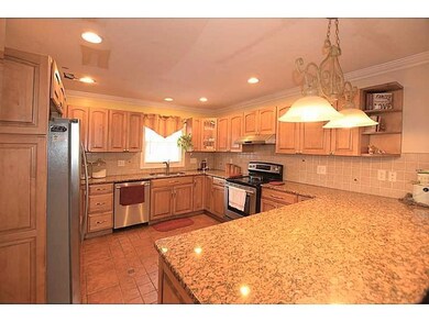 20 Calef St, Cranston, RI 02920 - photo 5