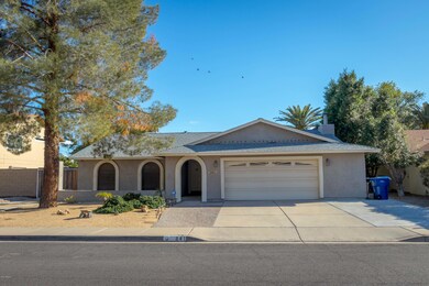 841 W Portobello Ave, Mesa, AZ 85210 - photo 4