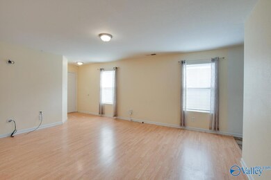 198 Cloverbrook Dr, Harvest, AL 35749 - photo 6