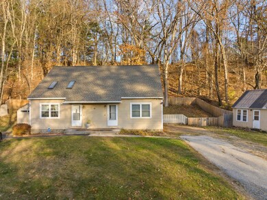 43B Dale Rd, Hooksett, NH 03106 - photo 3