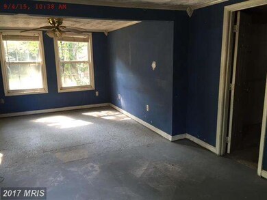 655 Parrish Ln, Colonial Beach, VA 22443 - photo 5