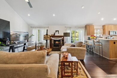 4565 Katherina Z Place, Howell, MI 48855 - photo 4