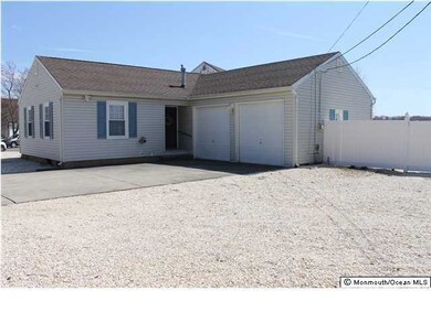 50 Topsail Ct, Bayville, NJ 08721 - photo 2