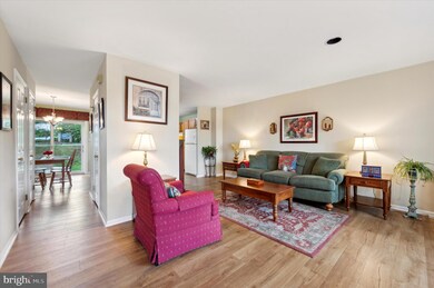 376 Scola Rd, Brookhaven, PA 19015 - photo 4