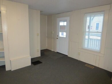 15 Elm St unit 5, Northfield, NH 03276 - photo 2