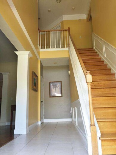 1.1 Foyer