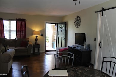 603 Casablanca Rd, Jacksonville, FL 32216 - photo 5