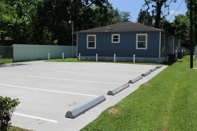 4326 Tampico St, Houston, TX 77016 - photo 3