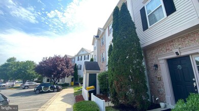 309 3 Sirens Ct, Odenton, MD 21113 - photo 2