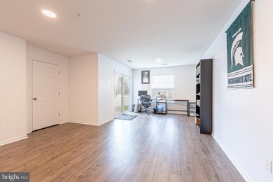 8524 Stansbury Lake Dr, Baltimore, MD 21222 - photo 6