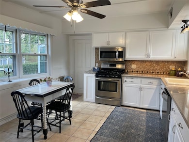 190 S Country Rd, Remsenburg, NY 11960 - photo 7