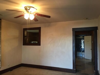 Living Room w/ Pass-thru to Dining Rm
