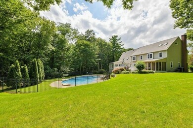 9 Eastwood Ln, North Easton, MA 02356 - photo 5