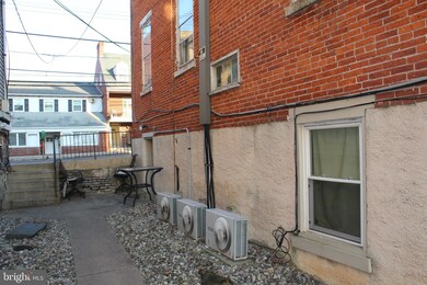 142 E Main St, New Holland, PA 17557 - photo 6