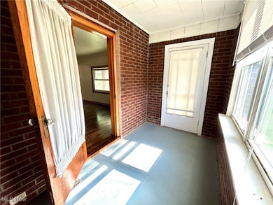 164 Locust Ln, Follansbee, WV 26037 - photo 3