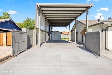 3802 W Kelton Ln, Phoenix, AZ 85053 - photo 7