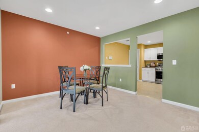 192 Sunshine Dr, Piscataway, NJ 08854 - photo 5