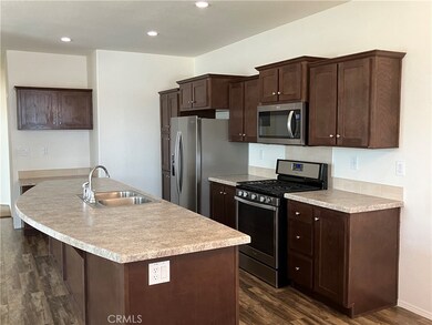 1300 W Menlo Ave unit 94, Hemet, CA 92543 - photo 5