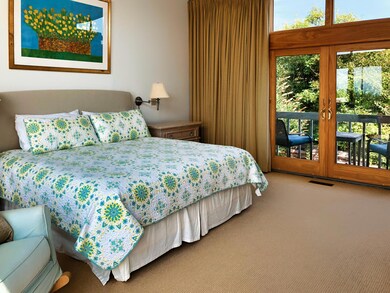 1-Circuit-bedroom